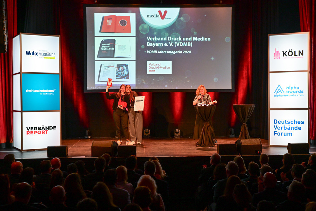 0137Media_V_Award_2025_Foto_Stefan_Wernz | Fotograf Köln - Realisiert mit Pictrs.com