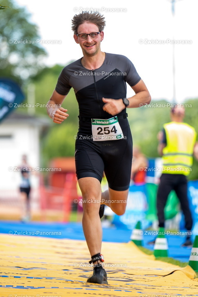 2024_0615_KoberbachTriathlon_Talsperrenlauf_Meilen_Jedermann_DSC_8874 | Urban. Natur. Panorama. Luftbild. 
Der Bildershop für aufregende Perspektiven!
Für Deko, Wandbild und Kalender!
Wir bringen LED-Bilder zum Leuchten!
