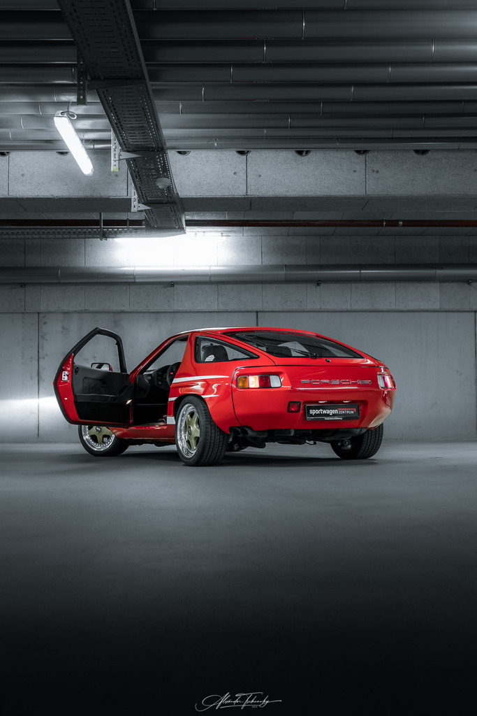R6AT0632 _Alexander Tschuncky | Entdecken Sie die faszinierende Welt von Alexander Tschuncky Arts: Kreative Fotografie, atemberaubende Automobilkunst und hochwertiger Bilderdruck. Lassen Sie sich inspirieren! - Realisiert mit Pictrs.com