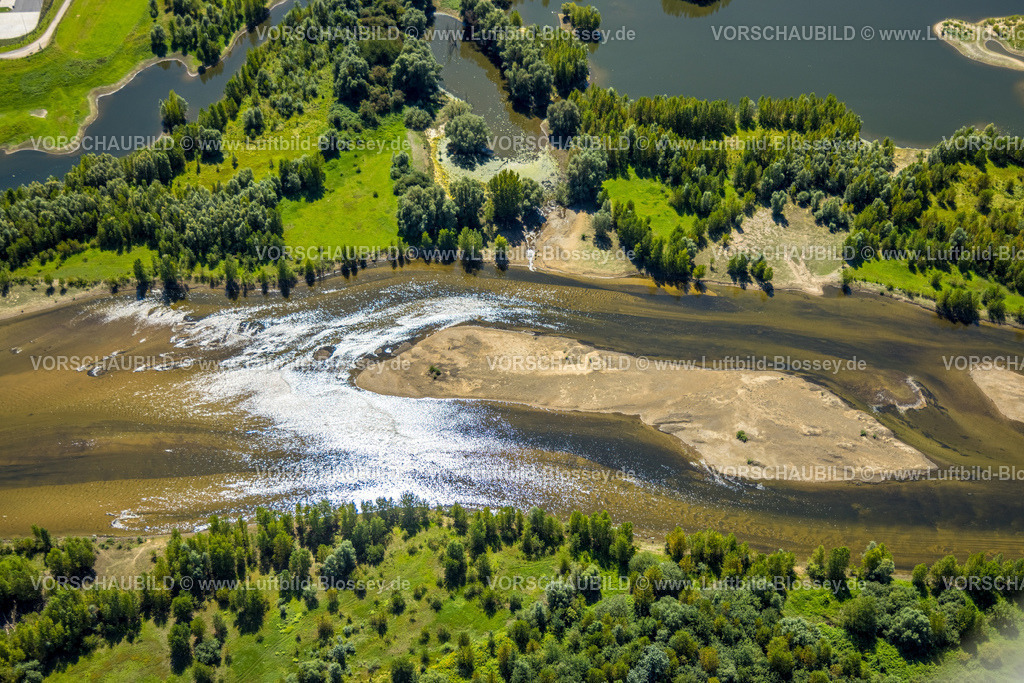 Wesel240802159 | Luftbild, Lippemündungsraum, Fluss LIppe NSG Naturschutzgebiet Lippemündung und grüner Uferbereich Lippeaue, Flusslauf mit Sandbank, Wesel, Ruhrgebiet, Niederrhein, Nordrhein-Westfalen, Deutschland