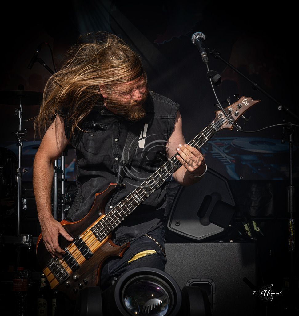 Violand | Frank Herberich Fotografie, Frank Herberich, Fotografie, Hochzeit, Portrait, St. Peter Ording, Ording, Westerhever, Nordsee, Frank Fotografie, Hardheim,  Odenwald,Walldürn, Band,Eventfotografie - Realisiert mit Pictrs.com