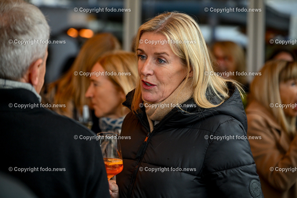 Frauen fuer Frauen_ Charity Oldtimerfahrt_ 04.10.2025-254 | 04.10.2025, Linz, AUT, Oldtimer Charity im Bild Frauen fuer Frauen Oldtimerfahrt, Teilnehmer©Harald Dostal / fodo.media