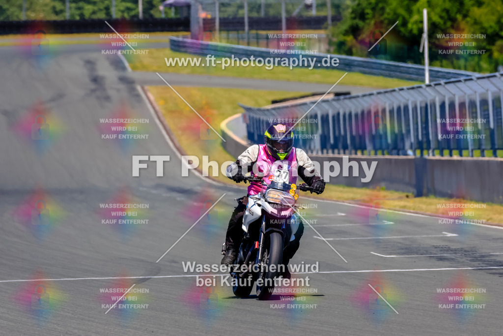 _TCM6162 | Hier findet Ihr Bilder von Touristenfahrten auf der Nürburgring Nordschleife oder von anderen Veranstaltungen die ich besucht habe. Viel Spass beim Durch Schauen 