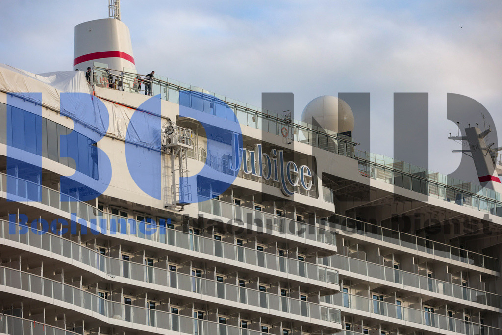  30.10.2023 - 
 | Sebastian Sendlak / Bochumer Nachrichtendienst (BOND) - Ueberfuehrung Carnival Jubilee - Meyer Werft Papenburg - Realisiert mit Pictrs.com