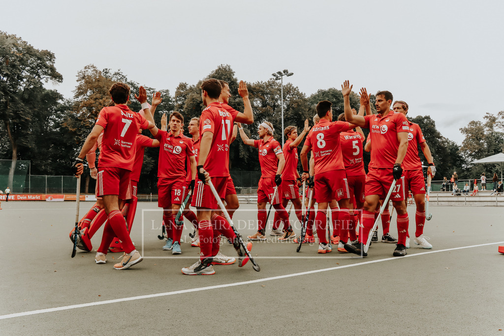 Herren_Bundesliga_02_F_RWK-UHC_21.09.25_Köln (110 von 471) | lanaschraderfotografie - Realisiert mit Pictrs.com