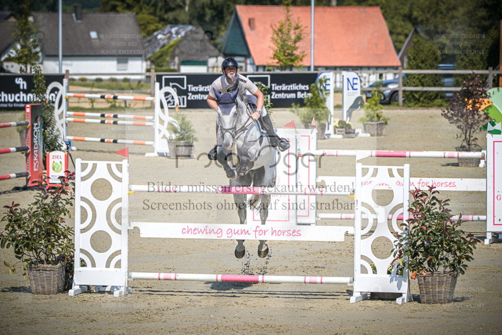 DOS_0424 | Entdecke hochwertige Reitturnierfotos von Foto Oger. Professionell, emotional und authentisch – jetzt Lieblingsmomente im Shop bestellen. - Realisiert mit Pictrs.com