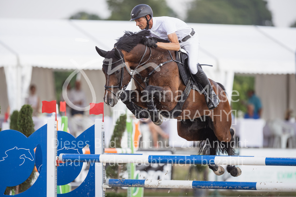 230624_PfSpTa_Youngster-S-335 | Deine schönsten Turniermomente als professionelle Fotos! Entdecke hochwertige Pferdesport-Fotografie im Online-Shop. Jetzt Fotos finden & bestellen!