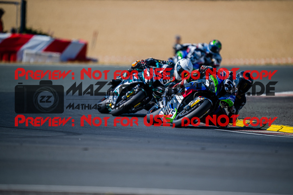 MaZZes_FotoMatrix_220724_0206 | IDM1000