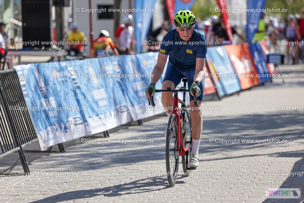 VJ__5570 | Neusiedlersee Radmarathon 2026@sportshot_your_pictrs #yourpictures#roadtowm2029 #nrm #neusiedlerseeradmarathon #neusiedlersee #neusiedlerseetourismus #burgenland #mörbisch #nrm26 #burgenlandtourismus #voglundco #poweredbyburgenlandtourismus #radsport #rad #marathon #ucigranfondo #visitburgenland #ucigranfondoworldseries
