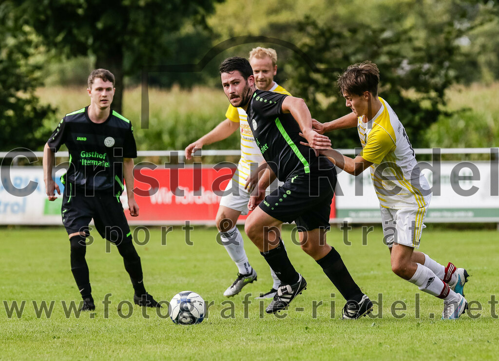 2023-09-17_023_SpVgg_Neuching_gegen_FC_Langenpreising | Neuching, Deutschland, 17.09.2023:
Fußball, A-Klasse 2023 / 2024, 7. Spieltag, SpVgg Neuching gegen SpVgg Langenpreising, Endergebnis: 5:1

Deniz Coskun (SpVgg Neuching, #6), Christoph Niedermüller (SpVgg Langenpreising, #13)

Foto: Christian Riedel / fotografie-riedel.net