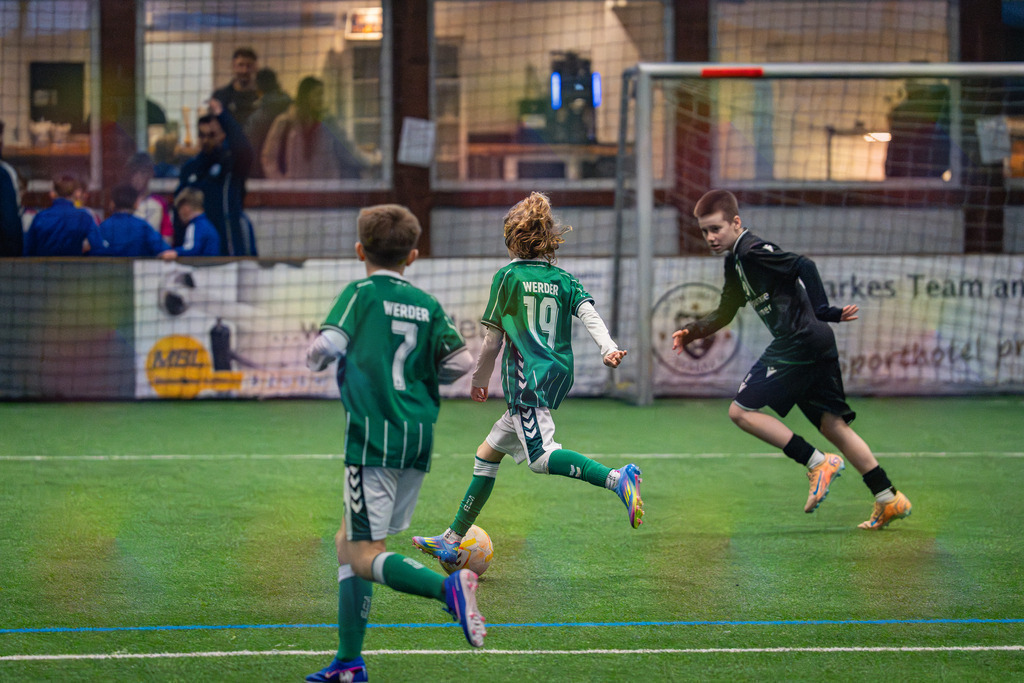 blr.pics-463 | Professionelle Fußball- und Sportfotografie. Spielbilder online ansehen und kaufen – Einzelbilder oder komplette Galerien in hoher Qualität. - Realisiert mit Pictrs.com