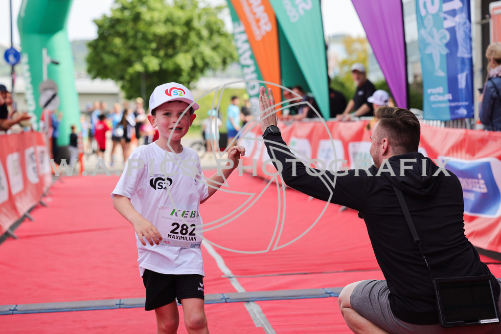 ..... | Int. 3 Brückenlauf Linz, Foto: WAPICS/Binder Manuel