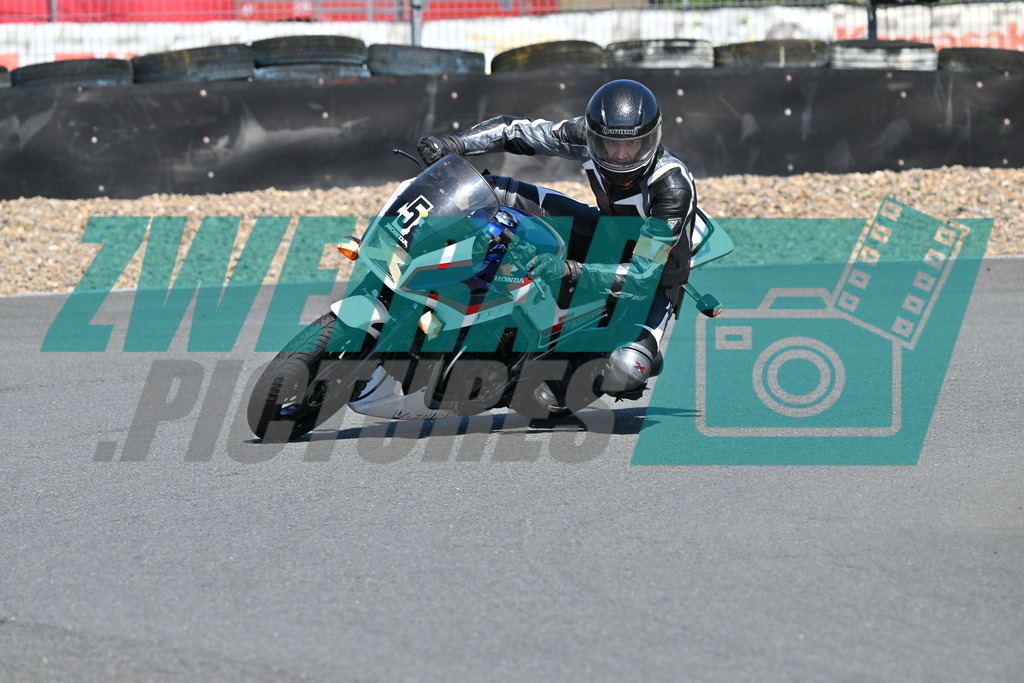 150413_20260523_DZ9_6563 | zweirad-pictures