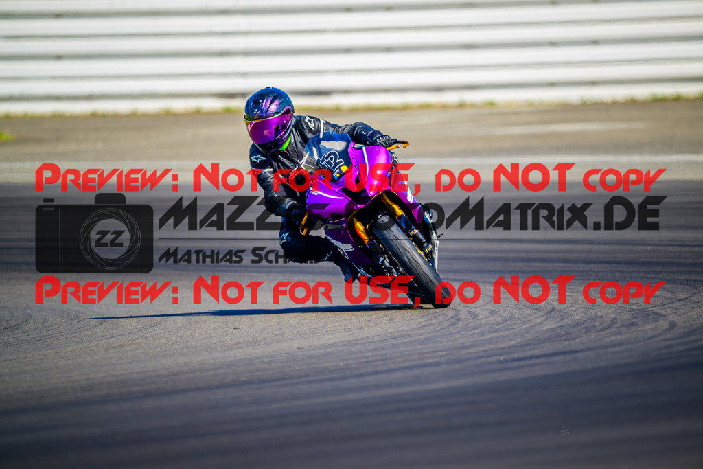 MaZZes_Fotomatrix_20250628_6007705_5916 | GELB