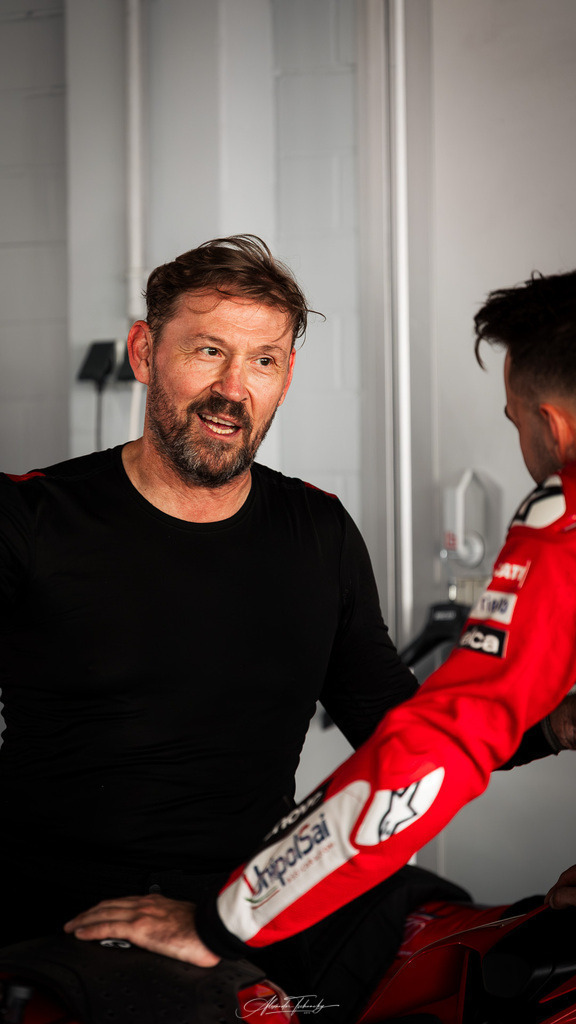 Ducati Trackday Hockenheimring 2026 | Entdecken Sie die faszinierende Welt von Alexander Tschuncky Arts: Kreative Fotografie, atemberaubende Automobilkunst und hochwertiger Bilderdruck. Lassen Sie sich inspirieren! - Realisiert mit Pictrs.com