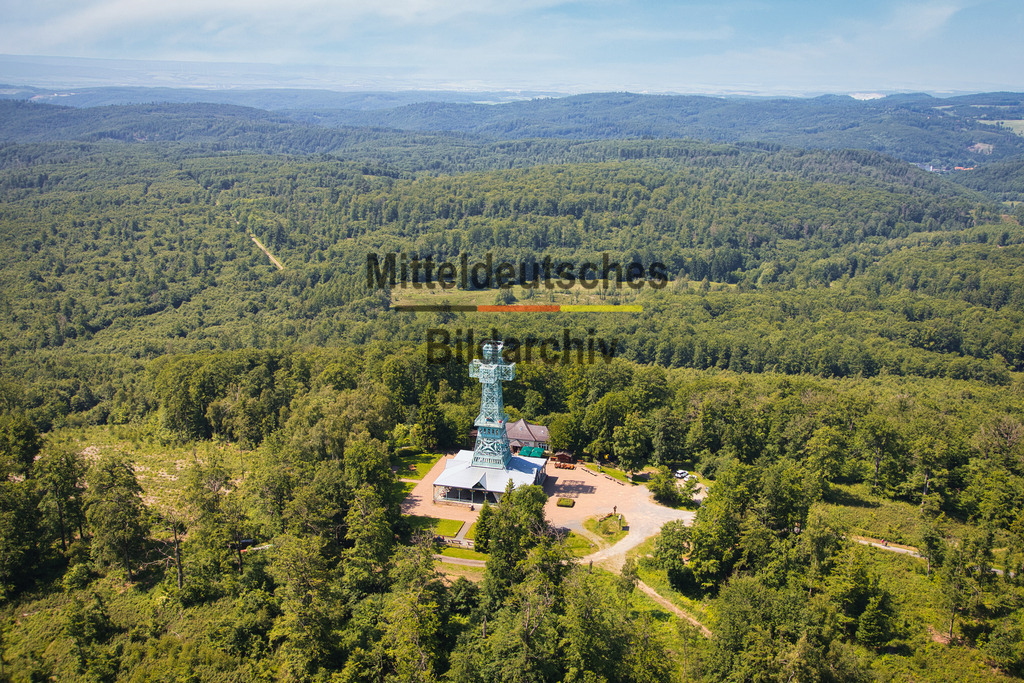 Josephskreuz-Mansfeld-Südharz_5862 | Stolberg (Harz) und das Josephskreuz von oben
 - Realisiert mit Pictrs.com