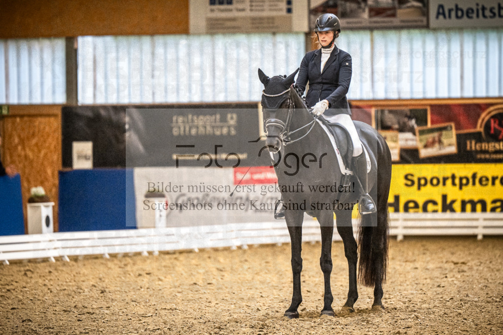DOS_2770 | Entdecke hochwertige Reitturnierfotos von Foto Oger. Professionell, emotional und authentisch – jetzt Lieblingsmomente im Shop bestellen.Deutschlandweite Turnierfotografie. - Realisiert mit Pictrs.com
