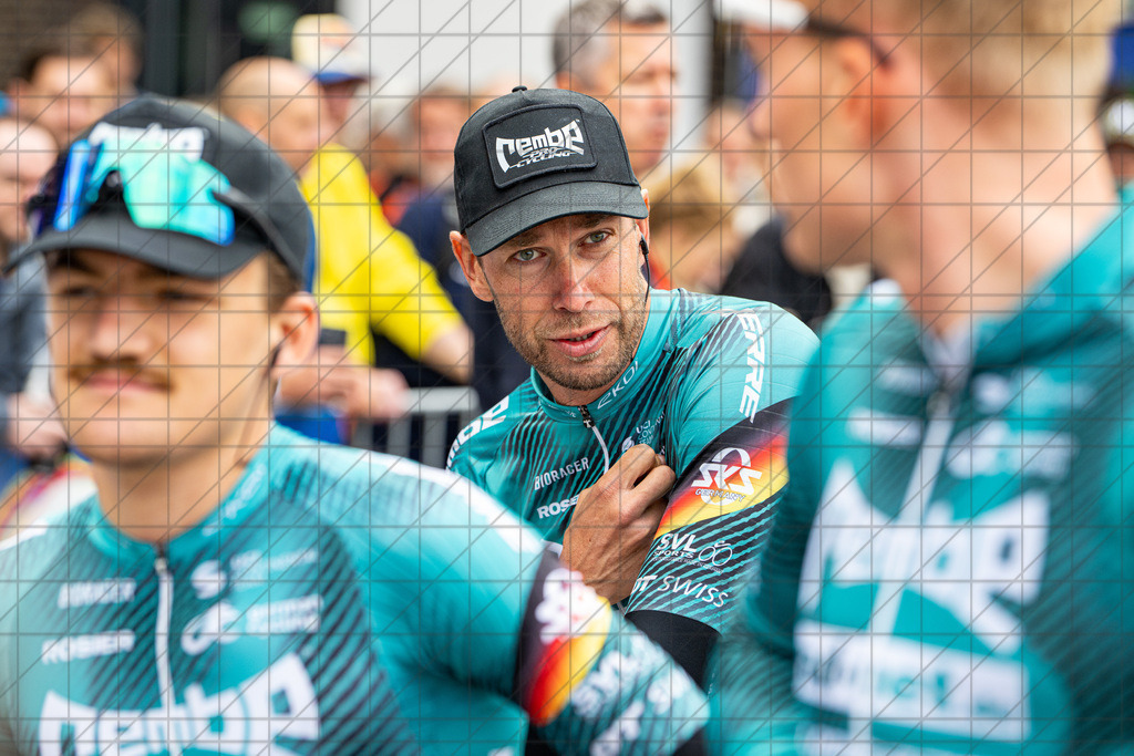 DeutschlandTour 2025 | Etappe 3 - Arnsberg (Start) | KLUGE Roger (Rembe | Rad-Net)//  23.08.25: DeutschlandTour 2025 | Etappe 3 - Arnsberg (Start) / Arnsberg / Deutschland  //   CREDIT:www.bullenfotos.de, Martin König, Hörner Weg 40, D-49078 Osnabrück, +4917663732967 // Nutzung und Weitergabe nur zu den vereinbarten Zwecken. Presseanfragen an Ersteller. Alle Rechte beim Ersteller. Honorierung nach MFM. - Realisiert mit Pictrs.com