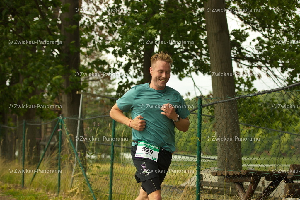 2023_0630_KoberTriathlon_Jeder0747 | Urban. Natur. Panorama. Luftbild. 
Der Bildershop für aufregende Perspektiven!
Für Deko, Wandbild und Kalender!
Wir bringen LED-Bilder zum Leuchten!
