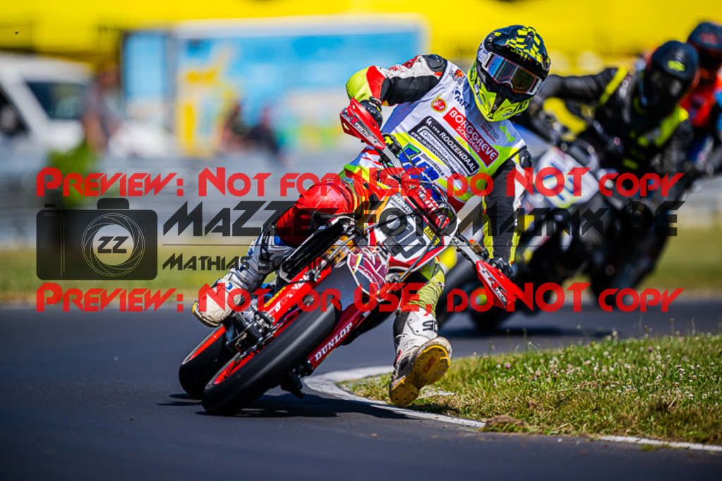 MaZZes_FotoMatrix_220703_4240 | S3