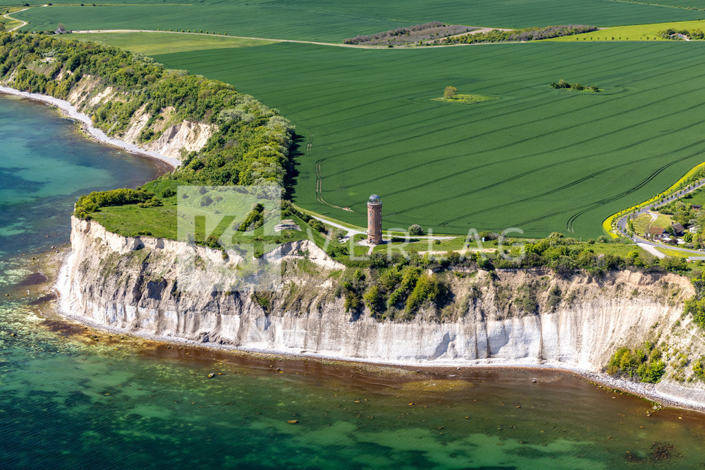 Wandbild-Peilturm-Kap-Arkona-Luftbild-Ostsee-0U3A3248 | Luftaufnahme vom Peilturm am Kap Arkona bietet seinen Besuchern eine wunderschöne 360° Panorama-Aussicht - Realisiert mit Pictrs.com