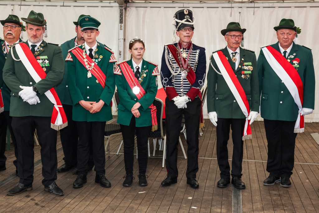 top-top.de 240601-009 | Foto, Video, Fotografie, Videografie, Fotobox, DJ, Discjockey, Musik, Musikbox, Veranstaltung, Photobooth, Amazon, Ebay, Buchtipp, Bestseller, Autor, Verlag, Buch, Wesel, Hamminkeln, NRW, Dinslaken, Rees, Drohne, Hochzeit, Party, Fotobox, Wesel, Fotograf