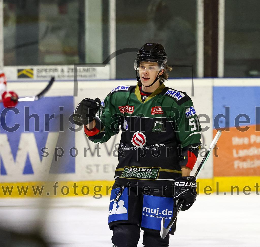 2022-11-13_033_TSV_Erding_gegen_TEV_Miesbach | Erding, Deutschland, 13.11.2022:
Eishockey, Bayernliga 2022 / 2023, 13. Spieltag, TSV Erding gegen TEV Miesbach, Endergebnis: 

Foto: Christian Riedel / fotografie-riedel.net