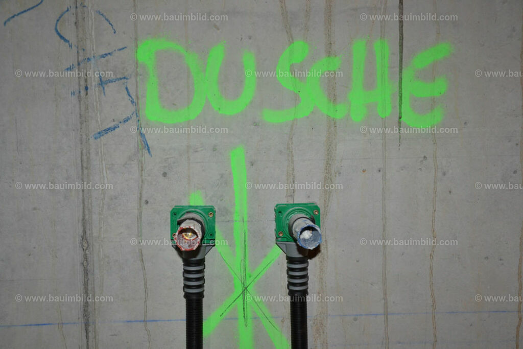 bib-lg15-sanitaer-0093 | Nach LV-Leistungsgruppen sortierte Detailfotos über den Bau eines Hauses. Alle Hausbau-Bilder direkt vom Urheber und Autor der Website Haus-Selber-Bauen.com