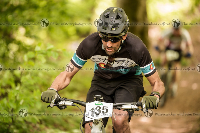 Eierlesen 2026 | Sie wurden bei einem Event oder Sportanlass fotografiert? Hier finden sie ihre Bilder! - Realisiert mit Pictrs.com