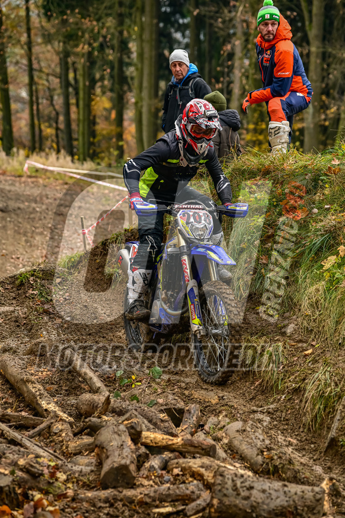 NZ8_5587 | grenznic640