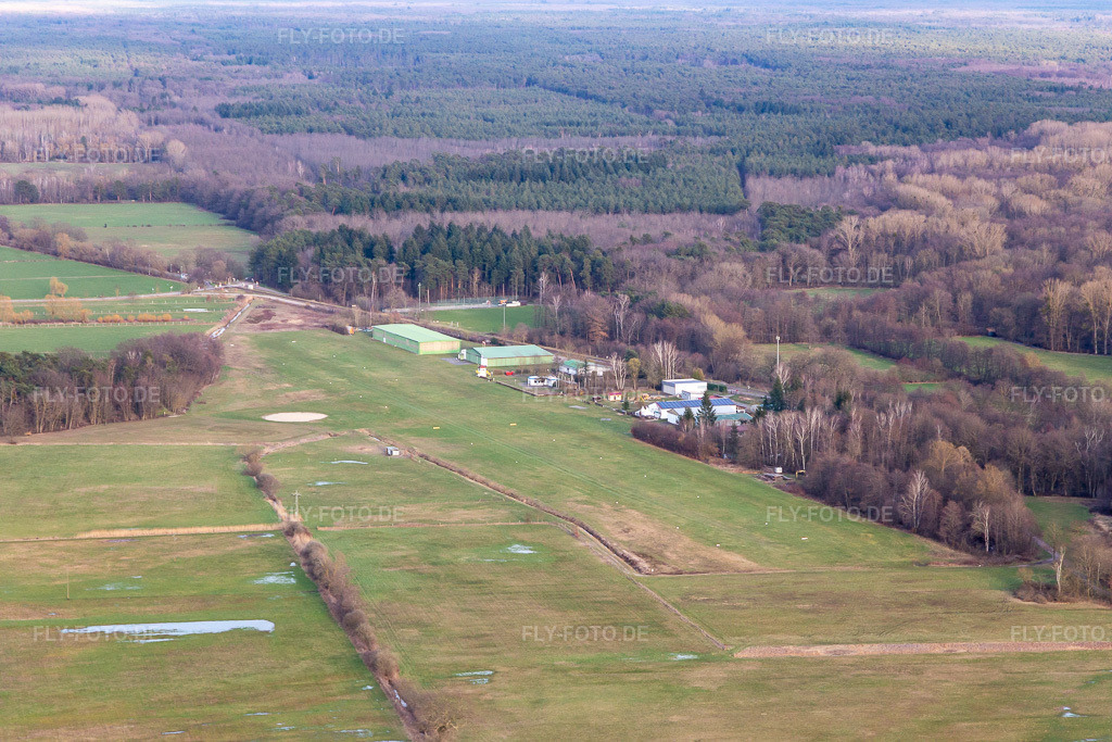 Luftbild: Flugplatz EDRO in Schweighofen im Bundesland Rheinland-Pfalz in Deutschland. Foto: IMG_126164.jpg vom 20.03.2021 durch Werner Riehm/FLY-FOTO.de