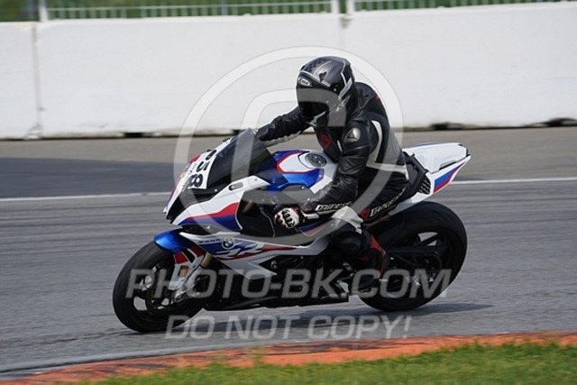 2022_05_10_PBK_33052 | Sportfotografie; SlowMotion; Video; Rennstrecke; Hafeneger; Speer; Racing; RSE; BMW; CBO; Trackday; Motorsportarena; Hockenheimring; Brno; Most; Barcelona; Valencia