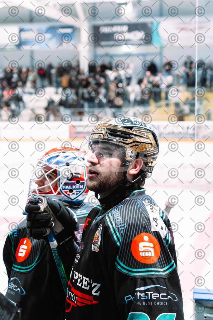 Alligators_vs_Fuessen_26.10.2025-061 | Höchstadt Alligators Fotogalerie: Eishockey-Action aus Franken. Professionelle Spielfotos, Portraits & Stadionbilder zum Download. Jetzt entdecken! - Realisiert mit Pictrs.com