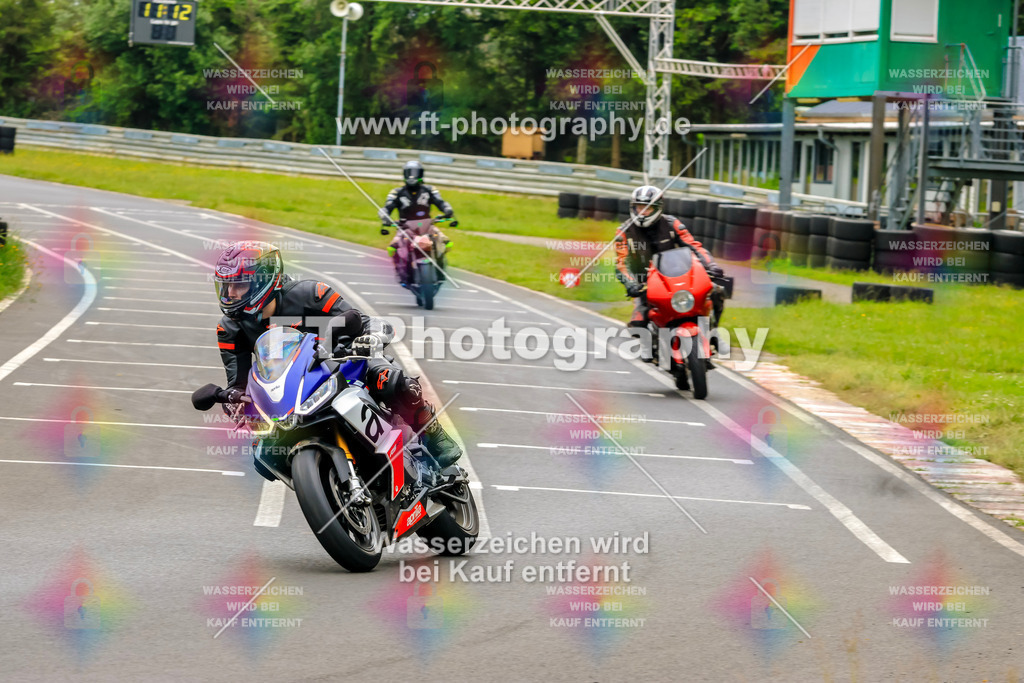 VBK-7816 | Hier findet Ihr Bilder von Touristenfahrten auf der Nürburgring Nordschleife oder von anderen Veranstaltungen die ich besucht habe. Viel Spass beim Durch Schauen 