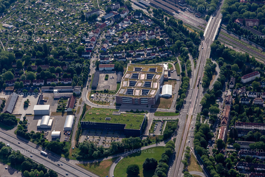 Luftbild: dm-dialogicum, dmTECH GmbH im Ortsteil Durlach in Karlsruhe im Bundesland Baden-Württemberg in Deutschland. Foto: IMG_131600.jpg vom 22.05.2022 durch Werner Riehm/FLY-FOTO.deWWW.DM.DE