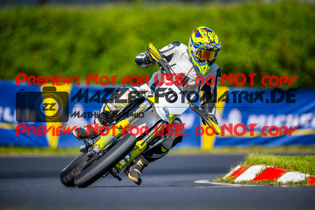 MaZZes_FotoMatrix_240511_6007705_6215 | S2