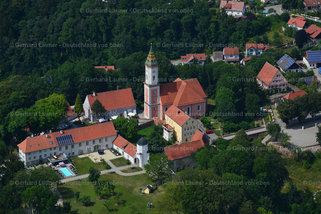 3303703 | Altenstadt, Schloss Illereichen mit Pfarrkirche Mariä Himmelfahrt