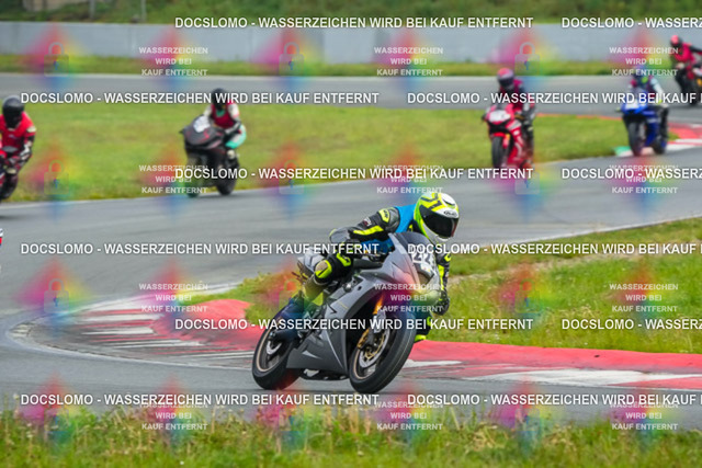 2026_05_08_PBK_23175_LRX | Sportfotografie; SlowMotion; Video; Rennstrecke; Hafeneger; Speer; Racing; RSE; BMW; CBO; Trackday; Motorsportarena; Hockenheimring; Brno; Most; Barcelona; Valencia