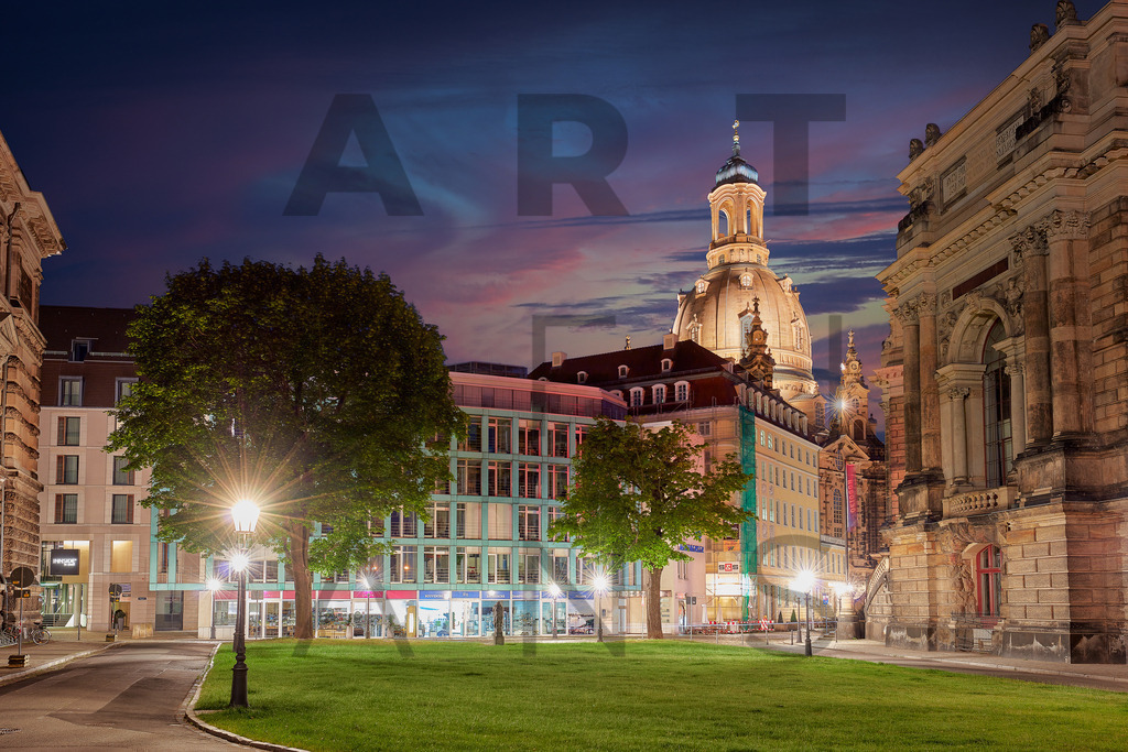 Ein Hans Fineart Original | Entdecke die Kunst von Hans Fineart - Fotografien für dein Zuhause. Verwandle deine Wände mit einzigartigen Kunstwerken und bringe die Schönheit der Welt in dein Leben. Bestelle jetzt und schaffe einen Ort der Inspiration und Eleganz.