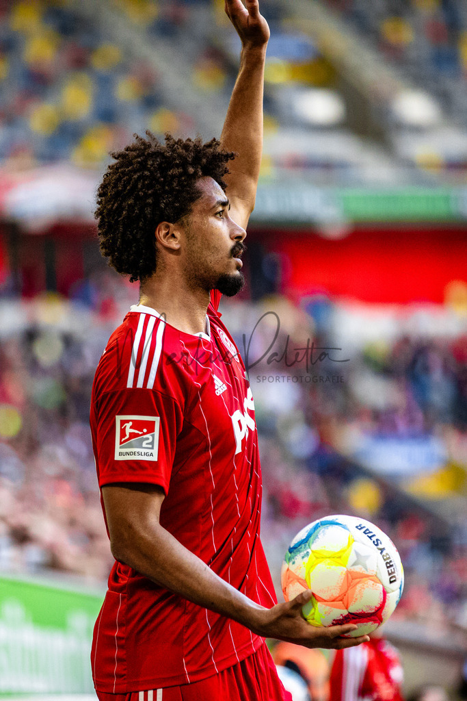 Fortuna Düsseldorf vs. Karlsruher SC | Düsseldorf, 30.04.2023: 2. Bundesliga, 30. Spieltag, Fortuna Düsseldorf gegen Karlsruher SC in der Merkur Arena in Düsseldorf. Foto: sportfotografie.ms | Markus Paletta - Realisiert mit Pictrs.com