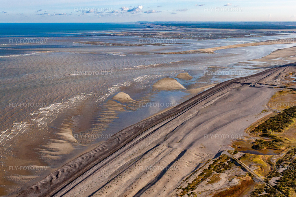 Aerial view: View of the town in Cayeux-sur-Mer in the state Somme, France.Photo: IMG_70931.jpg taken on 08/24/2014 by Werner Riehm/FLY-FOTO.comResolution of the original: 4617 x 3078 px