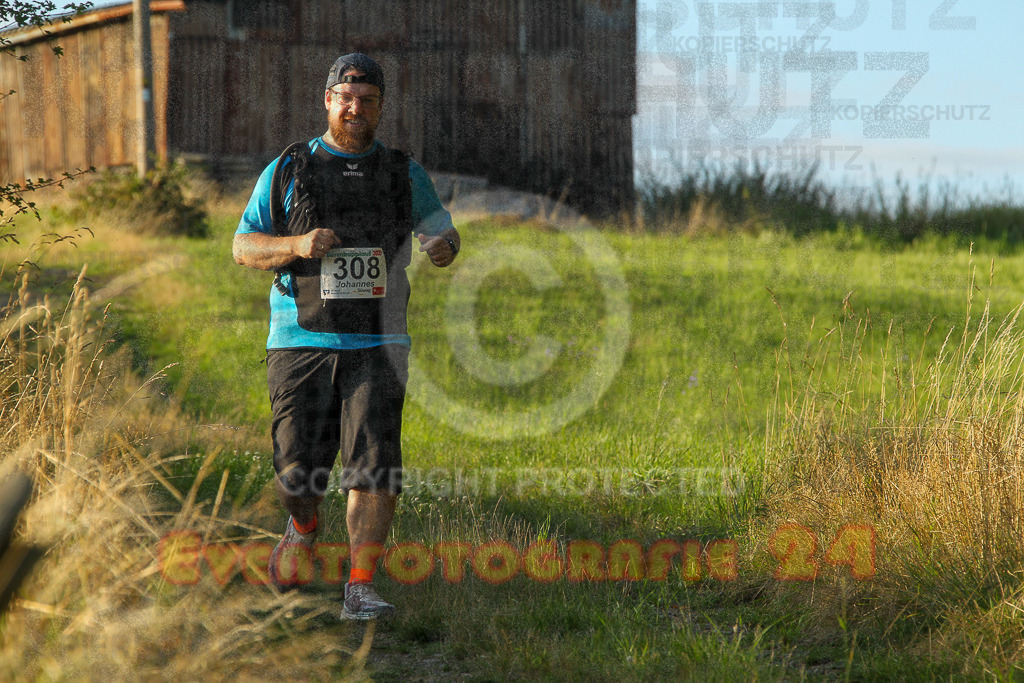250801_1950_EV4_8890 | Sportfotografie im Rhein-Sieg Kreis, Köln, Bonn, NRW, Rheinland Pfalz, Hessen, etc. Unser Tätigkeitsfeld umfasst den Laufsport vom Volkslauf über den Marathon, Duathlon, Triathon bis zum Ultralauf wie Kölnpfad Ultra oder Schindertrail.