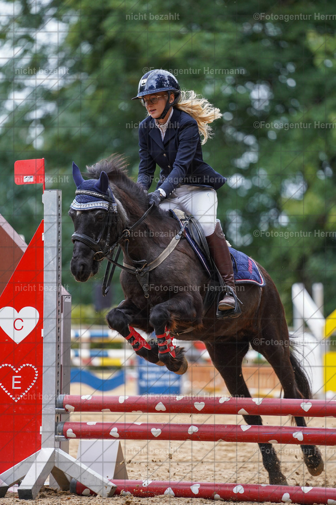 20231008-SN_01599 | Diessen am Ammersee, 2023, Dressur- und Springturnier, Reitsport, Turnierfotografie, Pferdebilder, Reitbilder, Turnierfotografen Bayern, Fotoagentur Herrmann