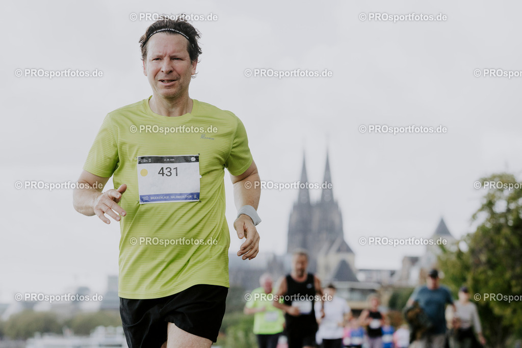 250914_Brückenlauf_JM-46 | Professionelle Fotos Ihrer Laufsportveranstaltung.