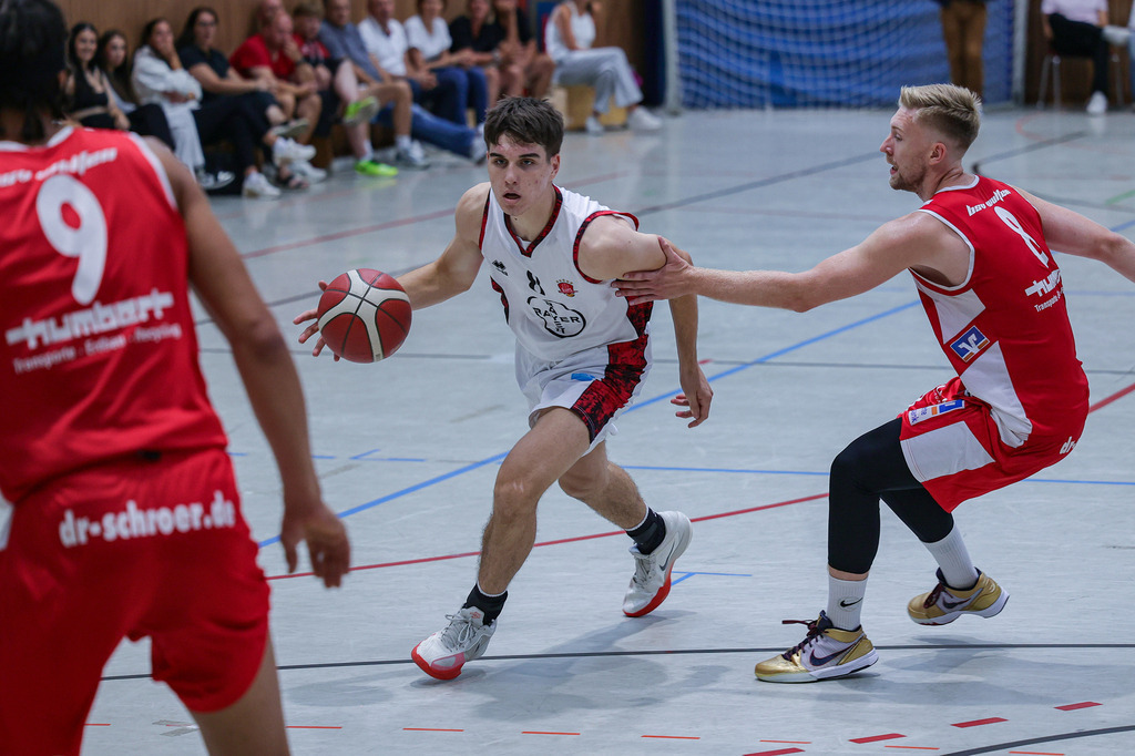 Regio Test BAYER GIANTS vs BSV Münsterland Baskets Wulfen-37 | Fotos von Basketballspielen aus dem Raum NRW fotografiert von Gero Mueller-Laschet und Daniel Schaefer - Realisiert mit Pictrs.com