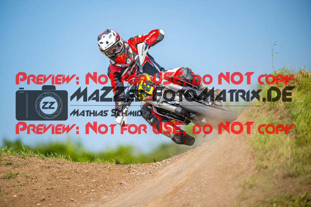 MaZZes_FotoMatrix_240622_6007705_2000 | S1