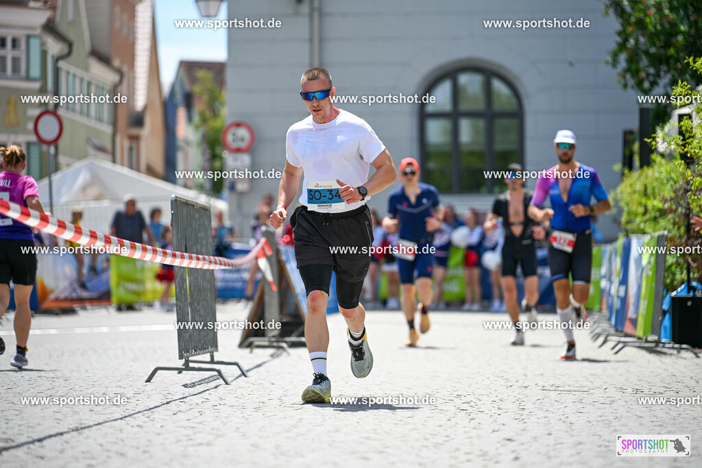 SZI_6890 | Stadttriathlon Erding 2025. #yourpictrs #sportshot_your_pictrs @Sportshotphotography #stadttriathlonerding Copyright: www.sportshot.de