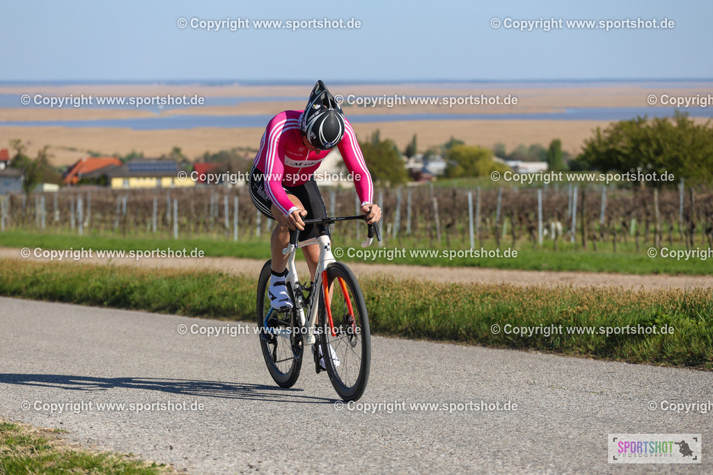IMG_0188 | @sportshot_your_pictrs #yourpictures#roadtowm2029 #nrm #neusiedlerseeradmarathon #neusiedlersee #neusiedlerseetourismus #burgenland #mörbisch #nrm26 #burgenlandtourismus #voglundco #poweredbyburgenlandtourismus #radsport #rad #marathon #ucigranfondo #visitburgenland #ucigranfondoworldseries