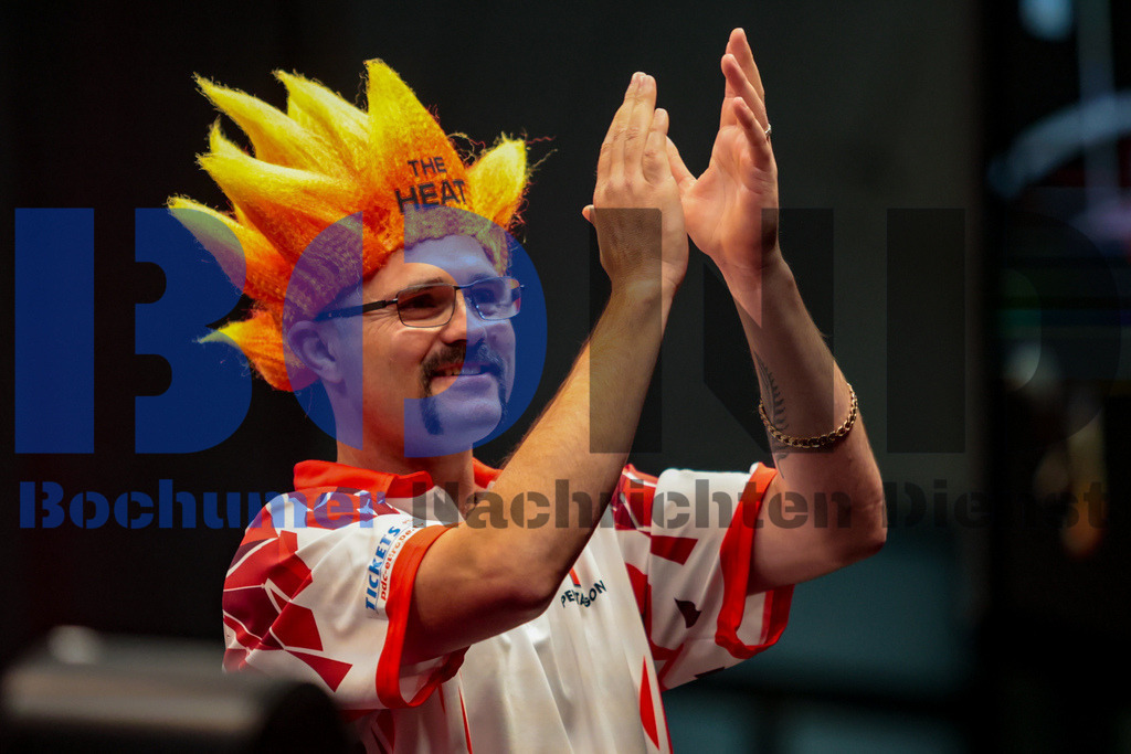 PDC European Darts Open 2024 | {headline}(Foto: Sebastian Sendlak / BOND) - Realisiert mit Pictrs.com