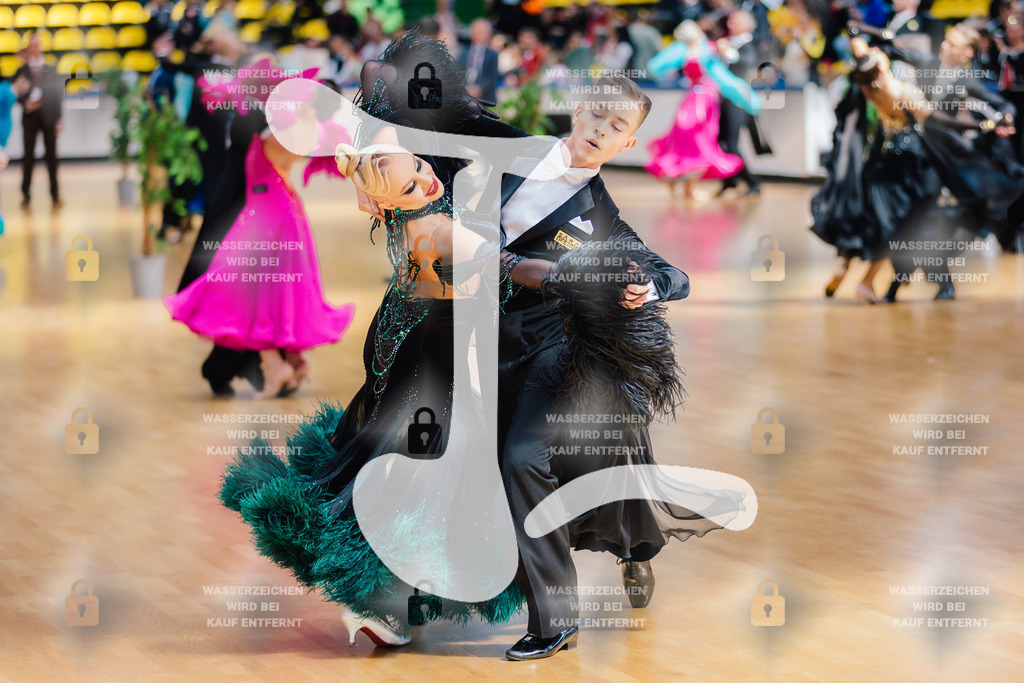Hessen Tanzt WDSF Open Junior II Standard 1st (233) Jelisei Zemljannikov _ Gertrude Sofia Kirkmann (Finland)-2025-05-17-7461 | Webshop for digital downloads and prints of dance sport, event & show photographer Julian Link - Realisiert mit Pictrs.com